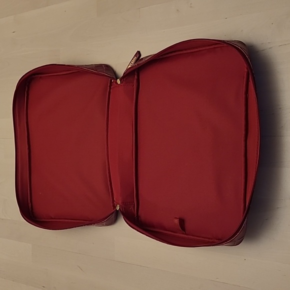 EUC Este Lauder Deep Red Faux Leather "Woven Look" Purse/Handbag - Picture 9 of 15